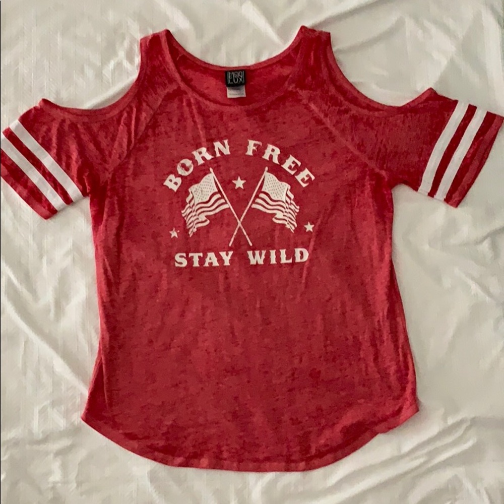 Casual ladies/juniors soft t-shirt